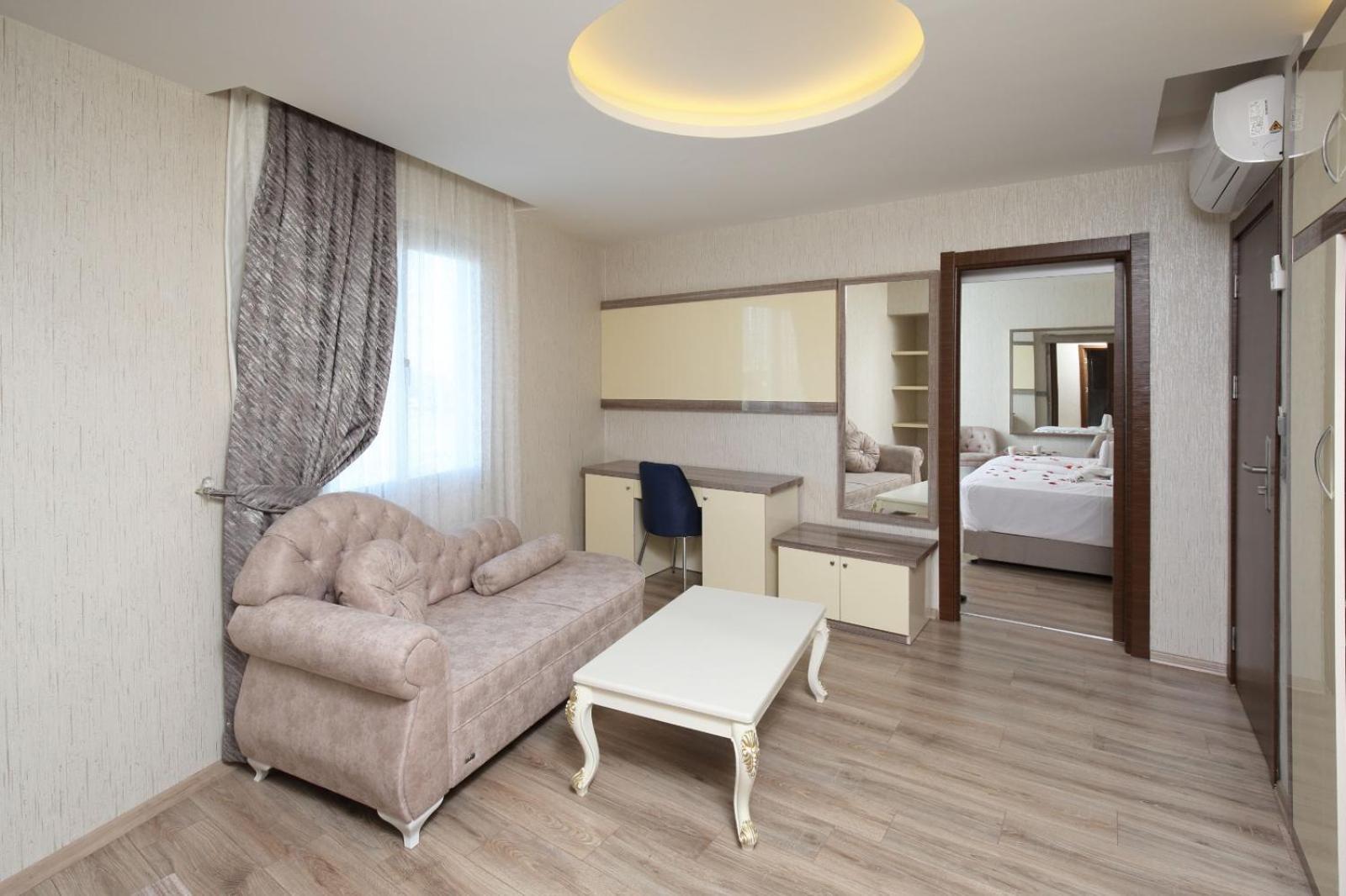 Adana Taskoeprue Hotel Luaran gambar